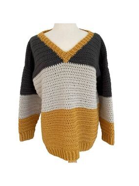 Handmade knit sweater color block yellow grey ecru white Vneck long medium Large
